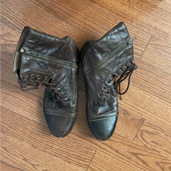 Steve Madden brown leather boots size 11 - Picture 2 of 5